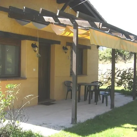 Casa Rural Las Atalayas Country house *